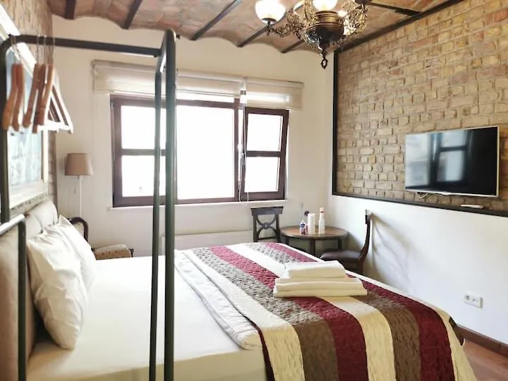 Ottobalat Apartment Istanbul