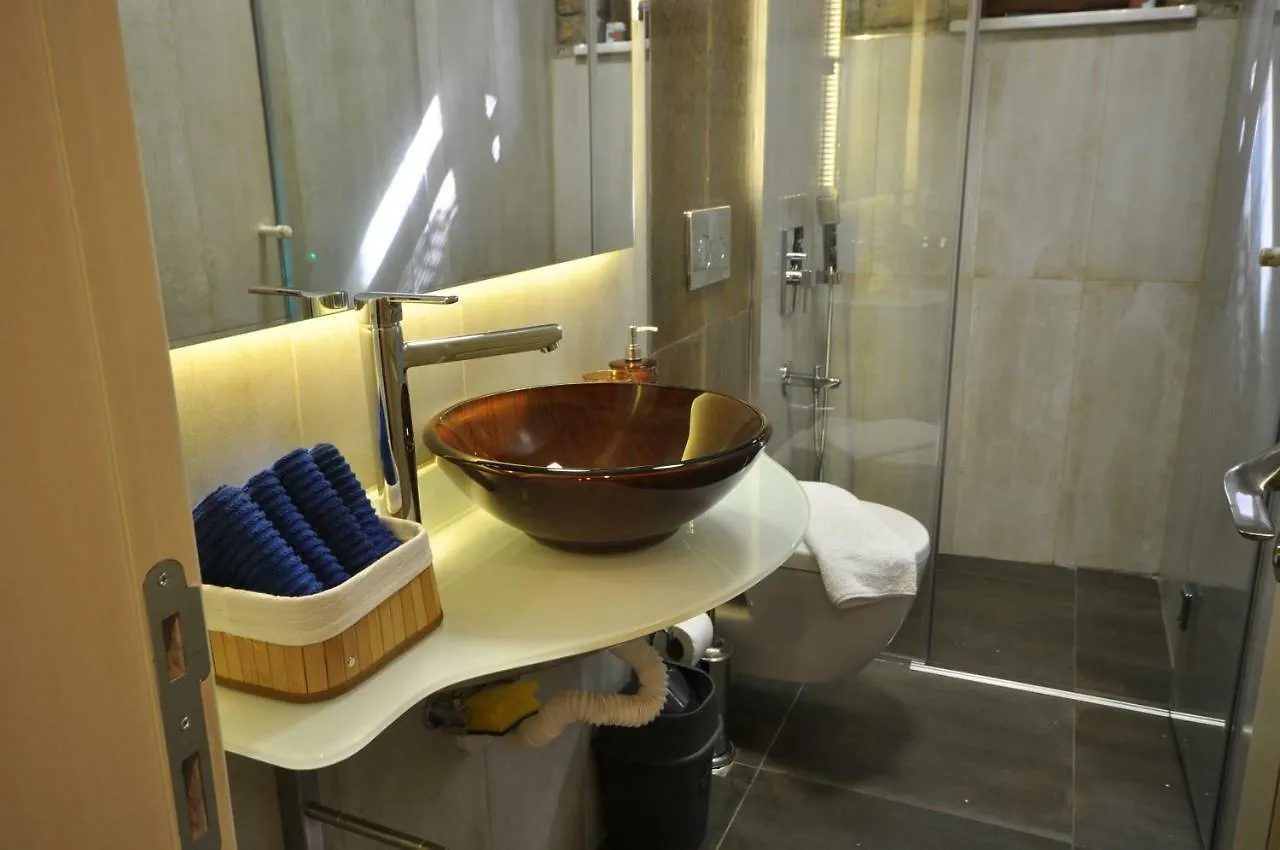 Ottobalat Apartment Istanbul